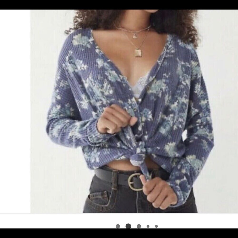 Urban Outfitters Out From Under floral tie front waffle knit V neck Thermal SZ S